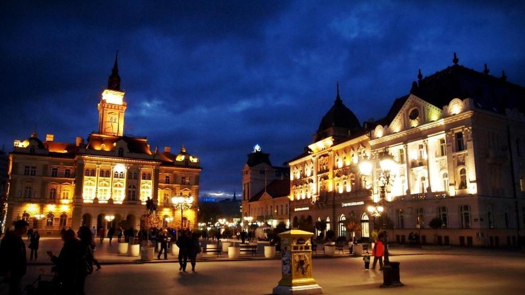 Ferienwohnung Oaza Centar Novi Sad Exterior foto